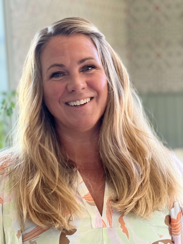 Porträtt av Caroline Fagerson, ägare, projektledare och kommunikatör