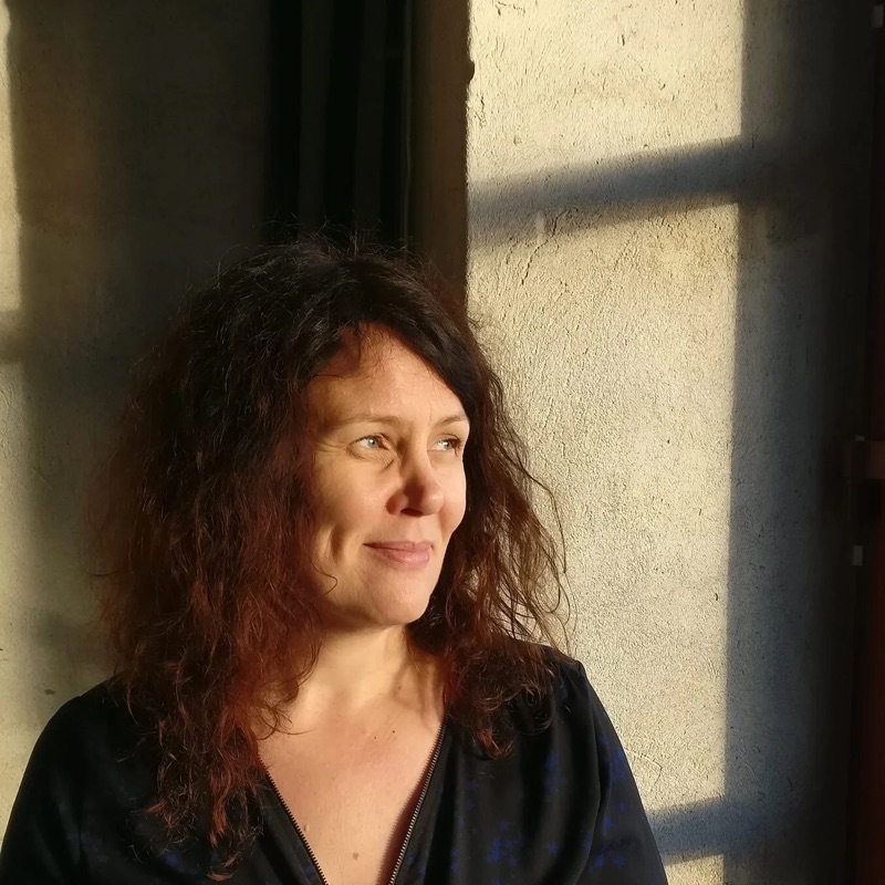 Porträtt av Susan Skata, journalist och medieproducent